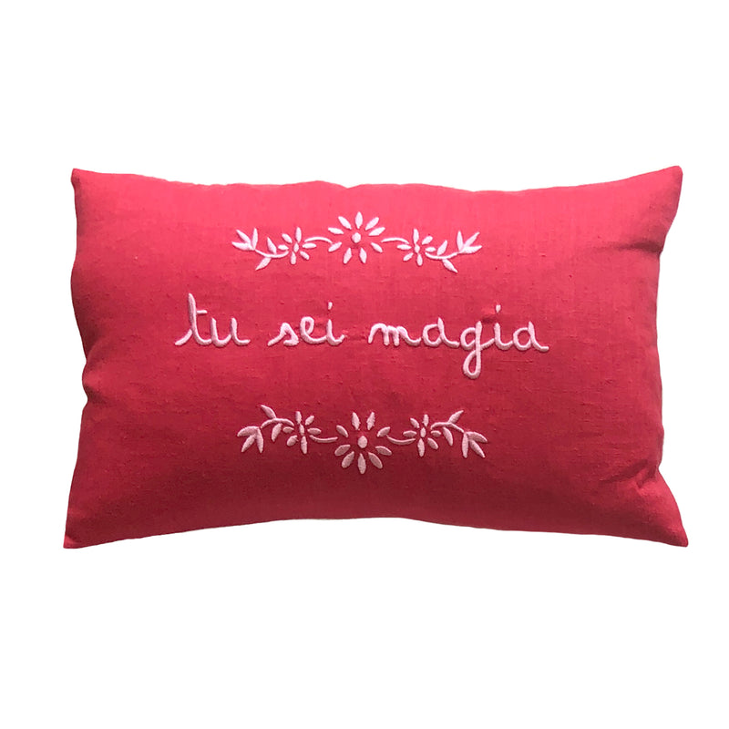 Tu Sei Magia Pillow - Red/Pink